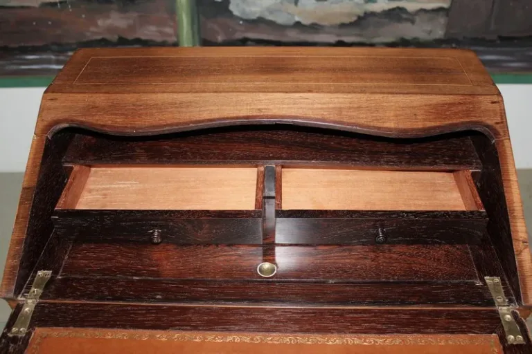 LOUIS XV STIJL HELLING TOP BUREAU