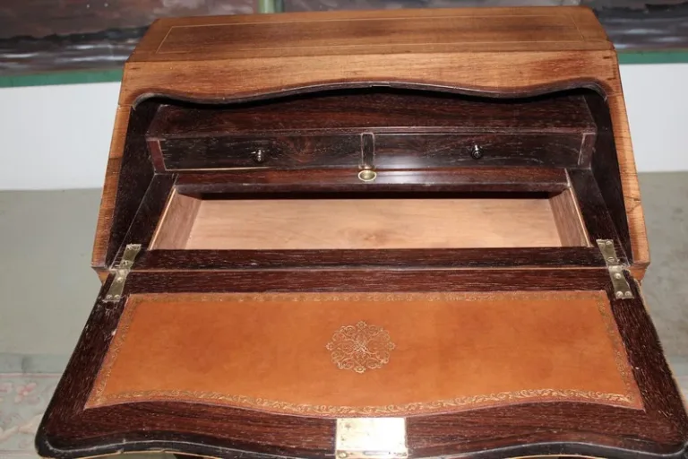 LOUIS XV STIJL HELLING TOP BUREAU