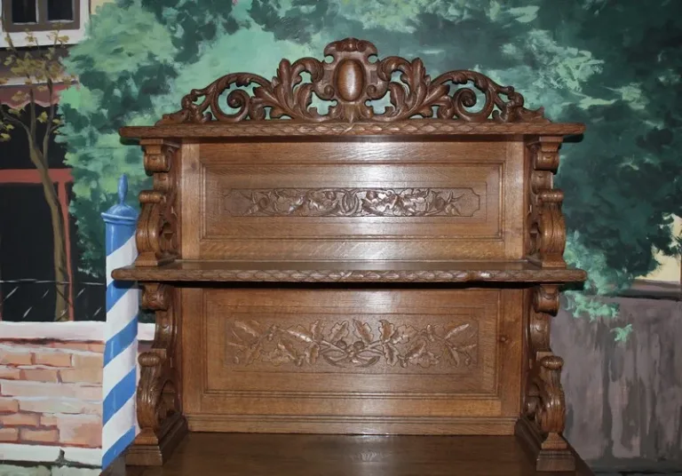 Buffet-Dressoir en chêne goût Renaissance XXe