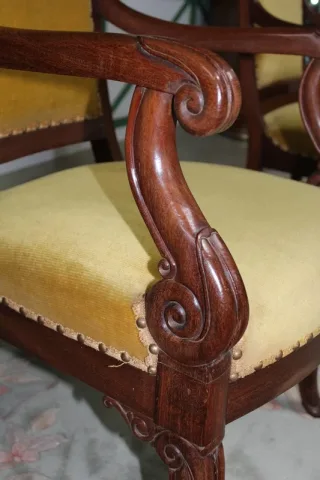 Fauteuil Restauration en Acajou XIXe