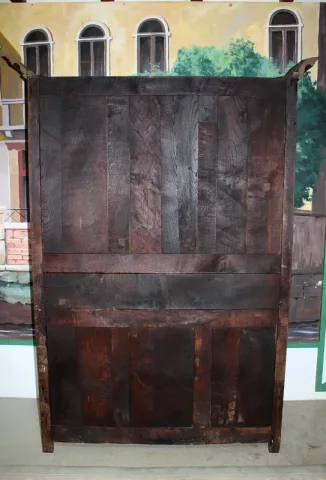 路易十四风格的ARMOIRE