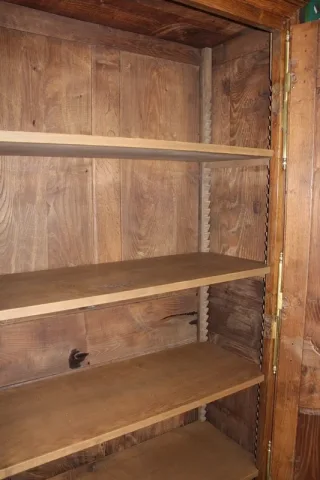 路易十四风格的ARMOIRE