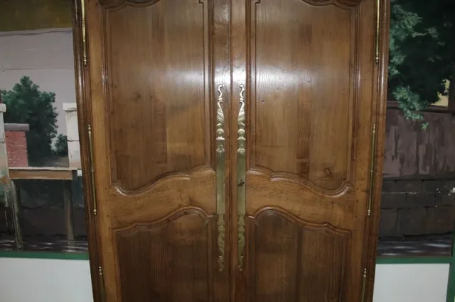 路易十四风格的ARMOIRE