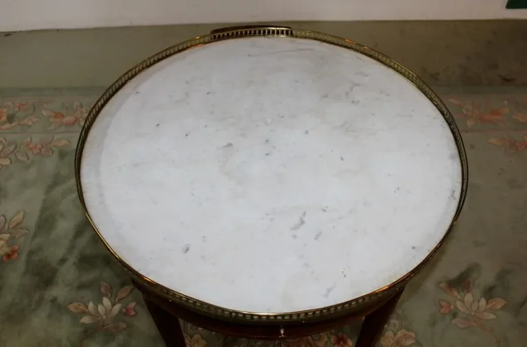 LOUIS XVI STIL BOUILLOTTE TISCH