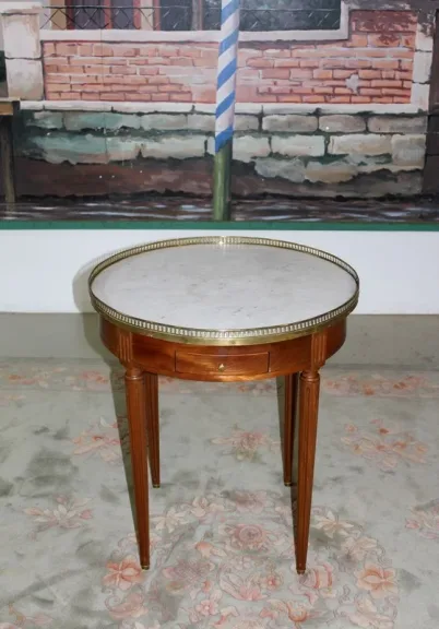 LOUIS XVI STIL BOUILLOTTE TISCH