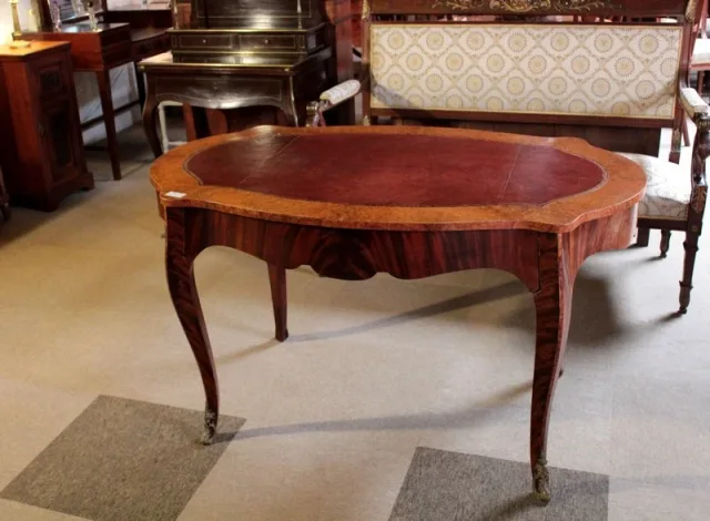 MESA DE ESTILO LOUIS XV