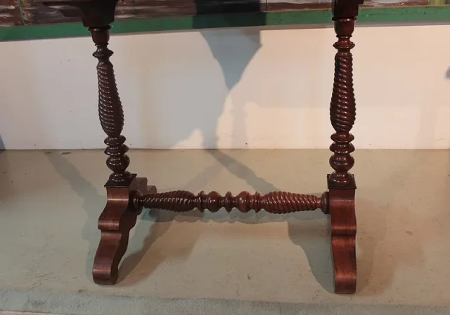 MESA DE TRABAJO DE ESTILO LOUIS PHILIPPE
