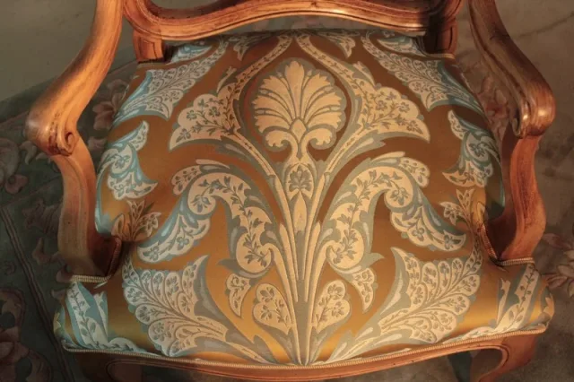 LOUIS XV STIJLARME STOEL