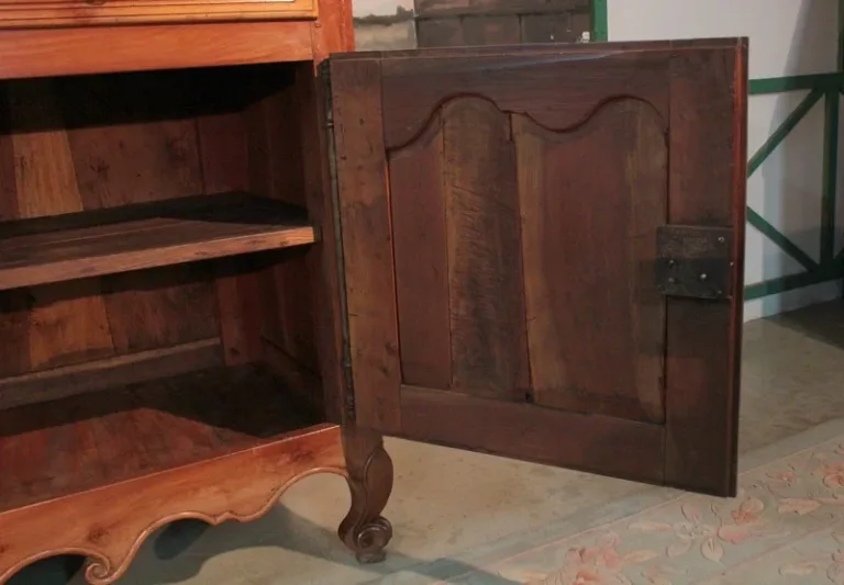 LOUIS XV ZEITBUFFET