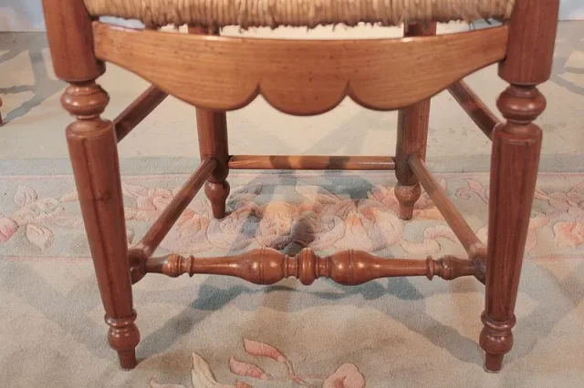 Suite de 5 Chaises Provençales en merisier XIXeme