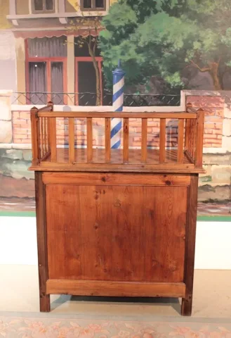 SHOP COUNTER