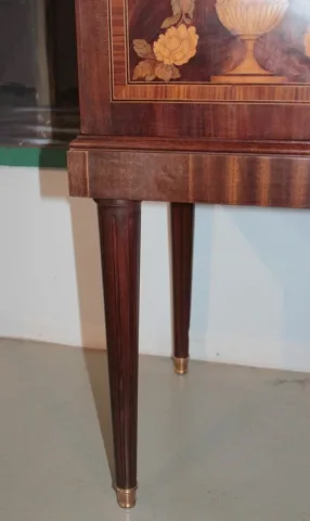 LOUIS XVI STIJL SIDEBOARD