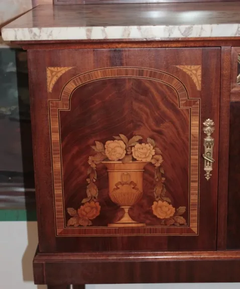 LOUIS XVI STIL SIDEBOARD