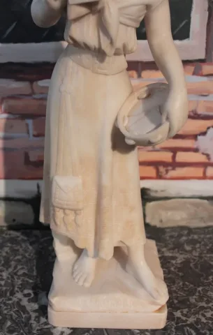 ESTATUA ALABASTER