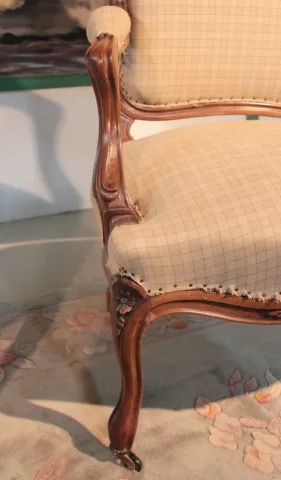 Paire de Fauteuils Louis XV en Noyer XIXeme