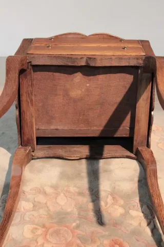 Table chiffonnière Louis XV en chêne XIXeme