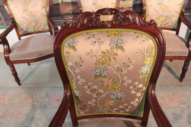 Suite de 4 Fauteuils L Philippe en Acajou XIXeme
