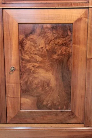 шифоньерка