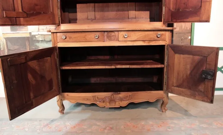 LOUIS XV STILBUFFET