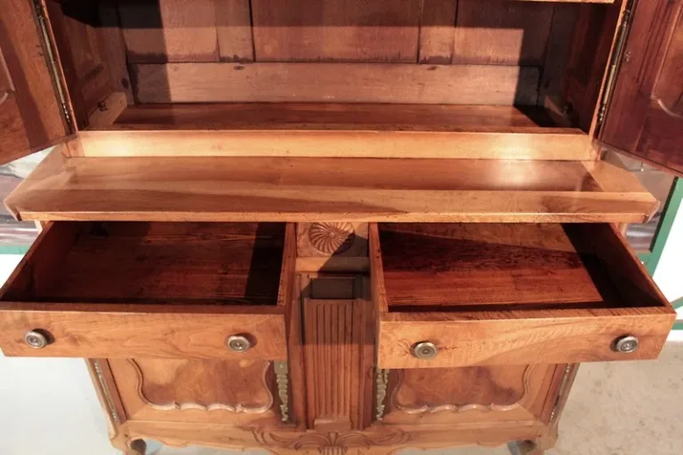 LOUIS XV STILBUFFET