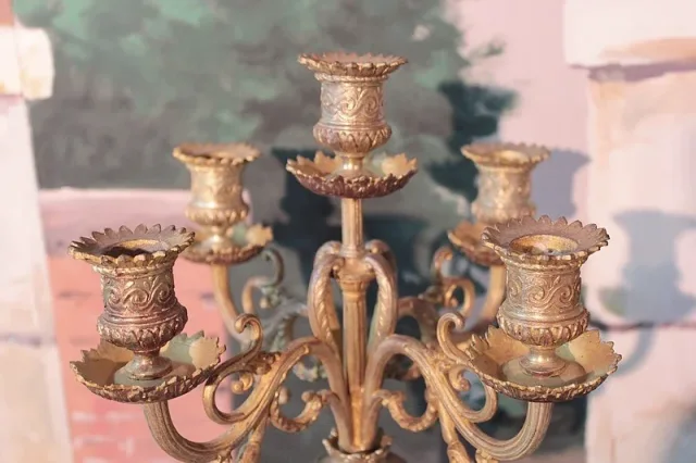 MANTLE GARNITURE