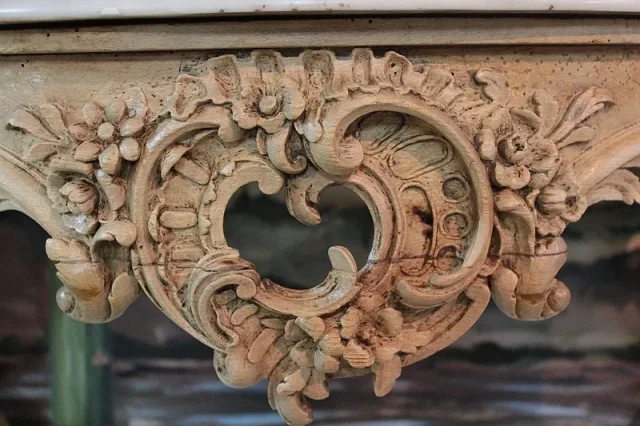 LOUIS XV PERIOD CONSOLE TABLE