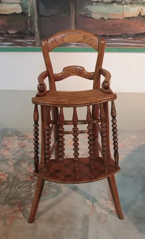Chaise Haute d'enfant en Frêne 1900