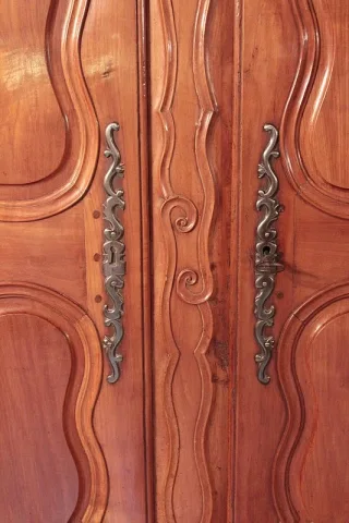 Armoire Louis XV en Merisier XVIIIeme