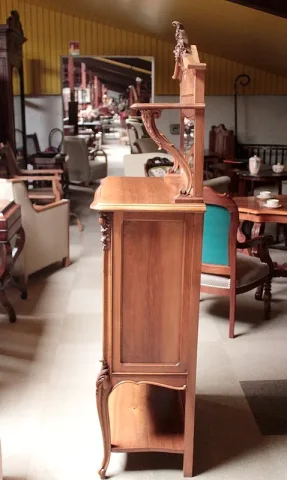 WALNUT CHIFFONNIER