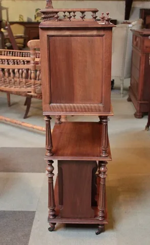 MUSIC CABINET