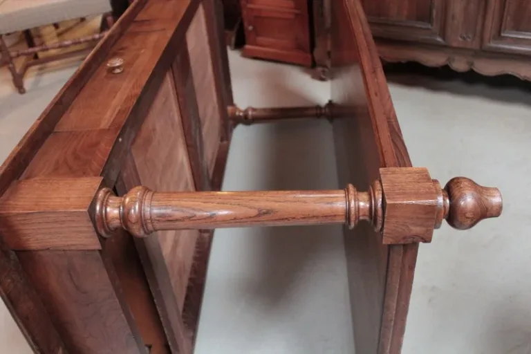 Table de Drapier en Chêne Début XXeme