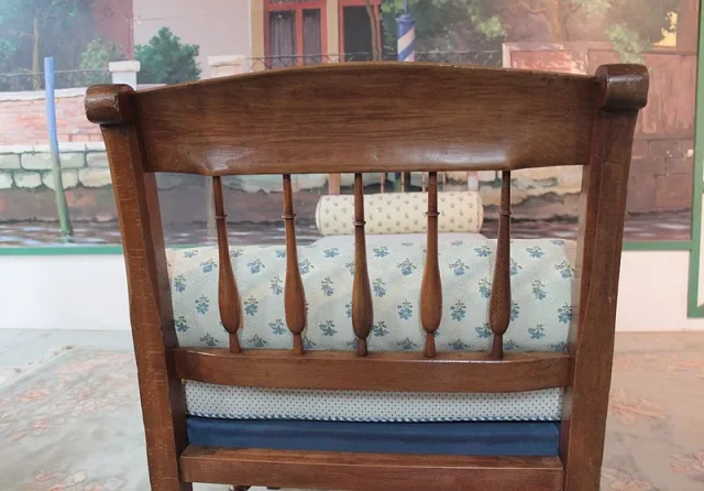 DIRECTOIRE PERIOD DAG BED