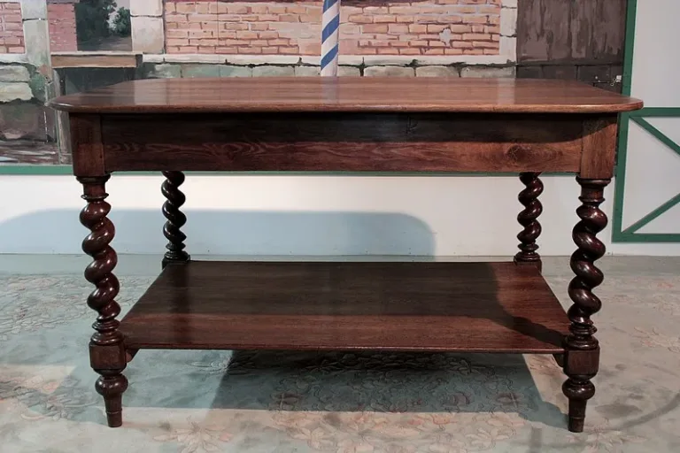 TABELLA DEL DRAPER DI LOUIS XIII STYLE
