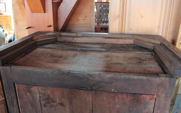 LOUIS XIV ZEITSCHRANK