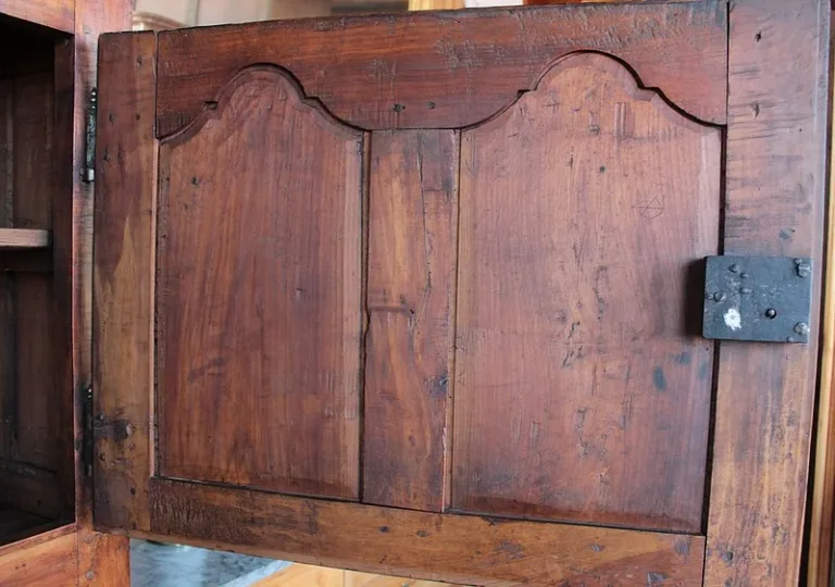 LOUIS XIV ZEITSCHRANK