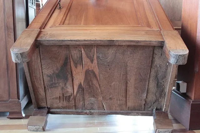 DIRECTOIRE PERIOD CUPBOARD