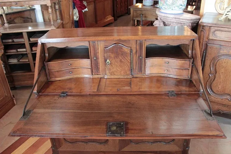 LOUIS XV PERIODE BUREAU