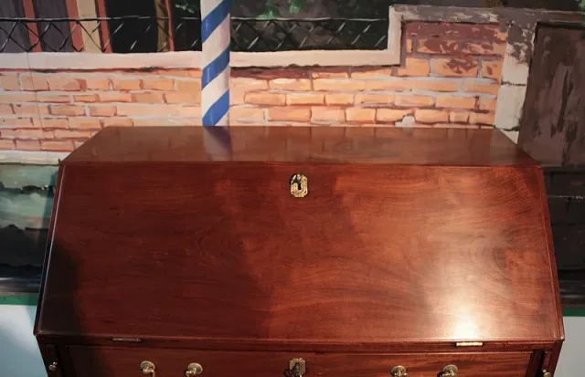 ENGLISH BUREAU