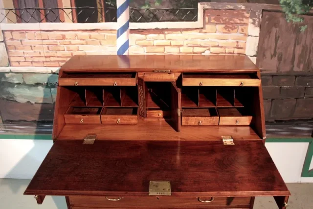 ENGLISH BUREAU