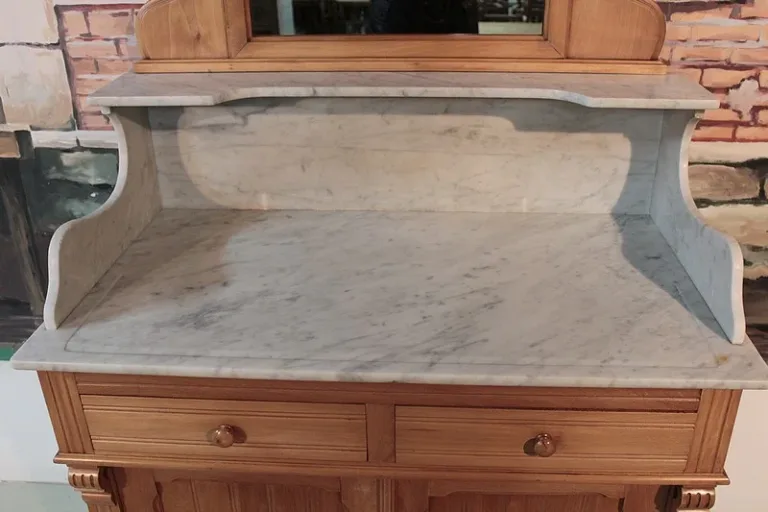 WASHSTAND