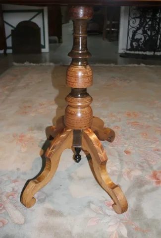 ENGLISH TABLE