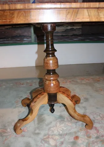 ENGLISH TABLE