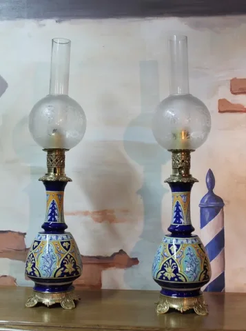 Lampes à Pétrole en Faïence XIXeme