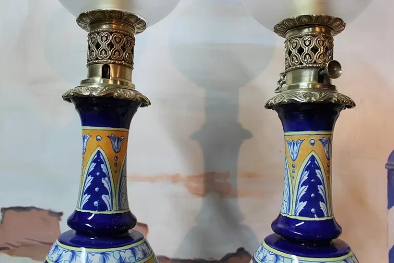 FAIENCE BENZINELAMPEN