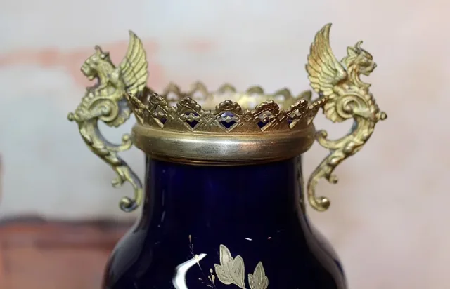 PAR DE VASES DE PORCELANA DE LUNEVILLE