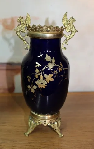 PAR DE VASES DE PORCELANA DE LUNEVILLE