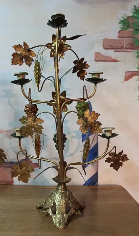 CANDELEROS DE LA IGLESIA
