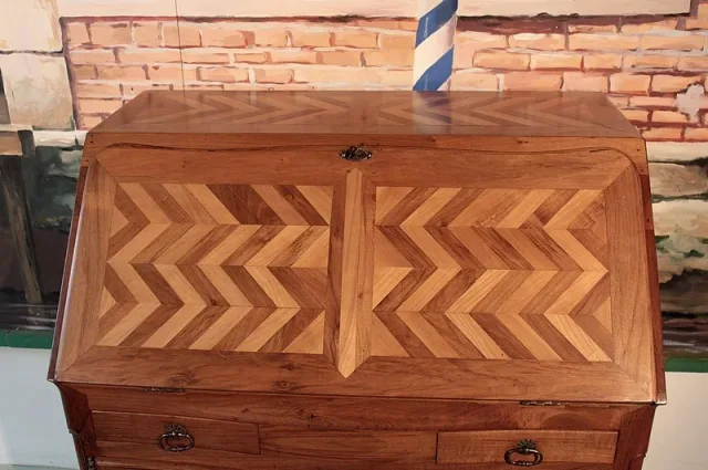 LOUIS XV PERIODE HELLING TOP BUREAU