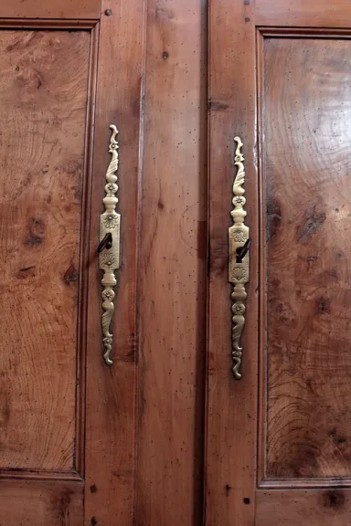 FRENCH CUPBOARD