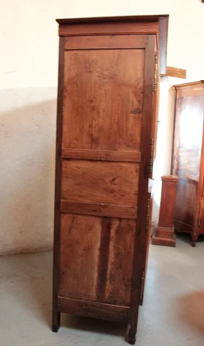 FRENCH CUPBOARD